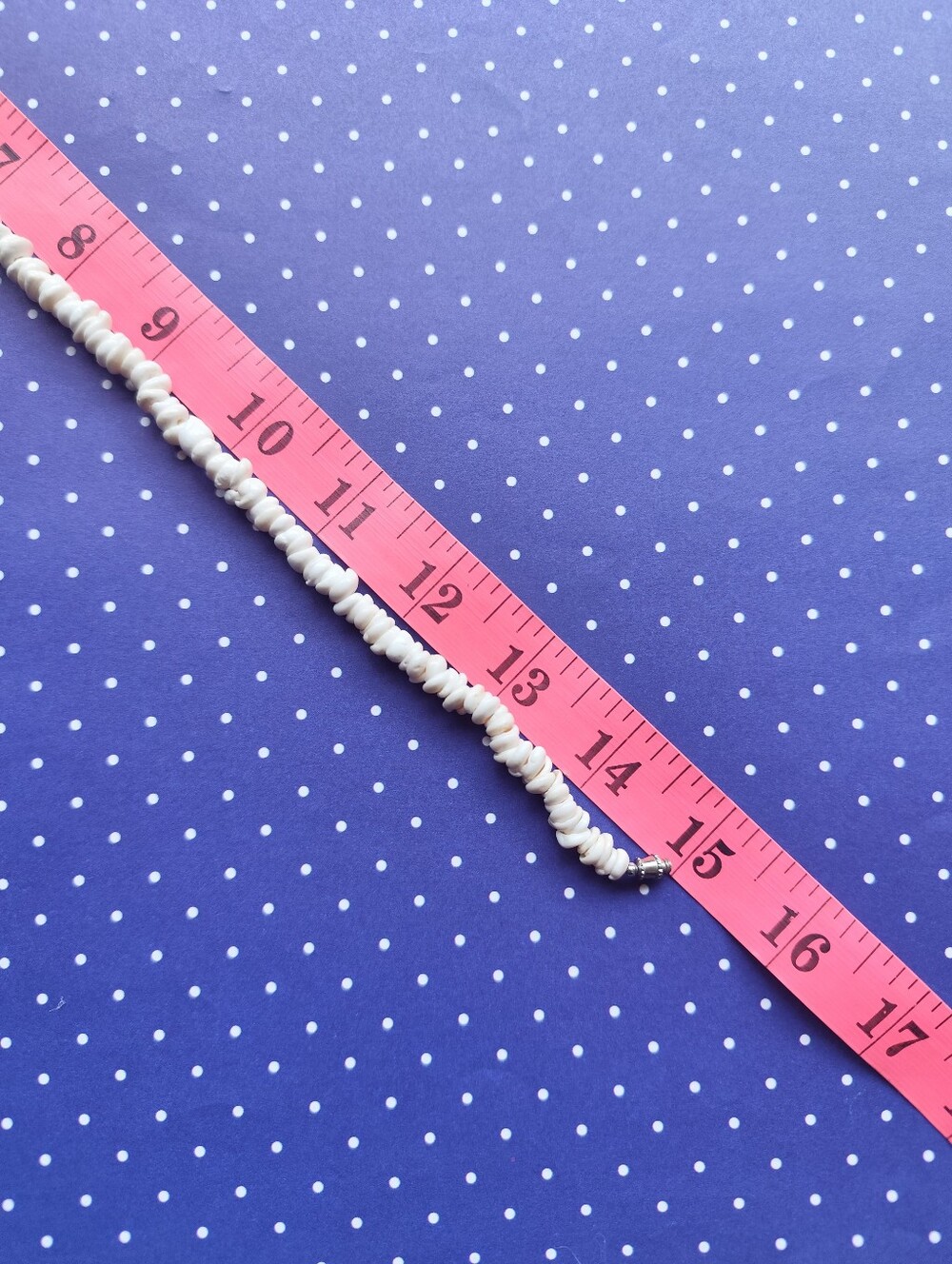4/$50⭐️White Shell Bead Necklace - Picture 5 of 5